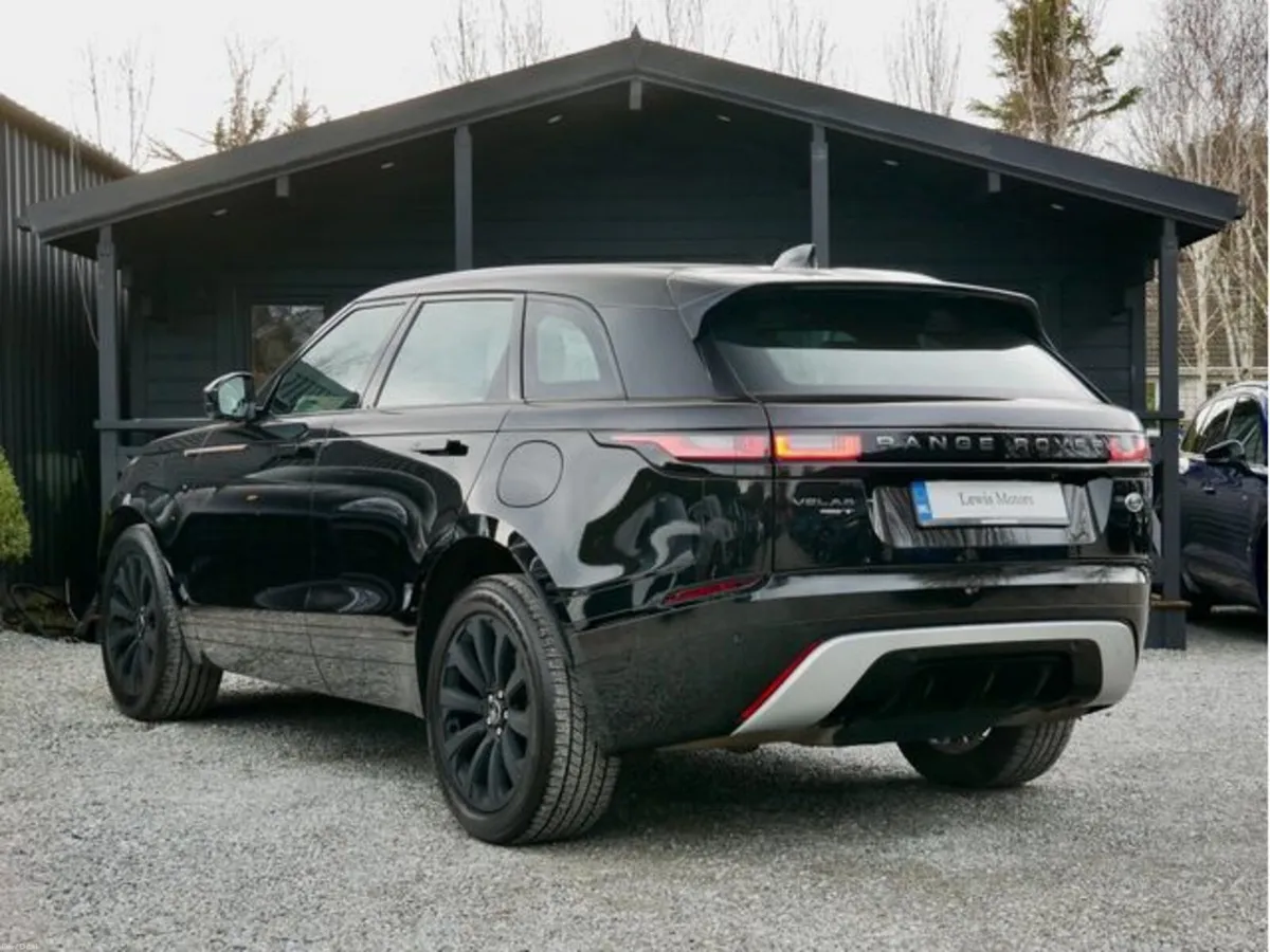 Land Rover Range Rover Velar P400e R-Dynamic Black - Image 4
