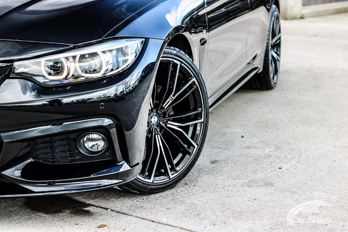 LOW MILES 2017 BMW 420D M-SPORT - Image 3