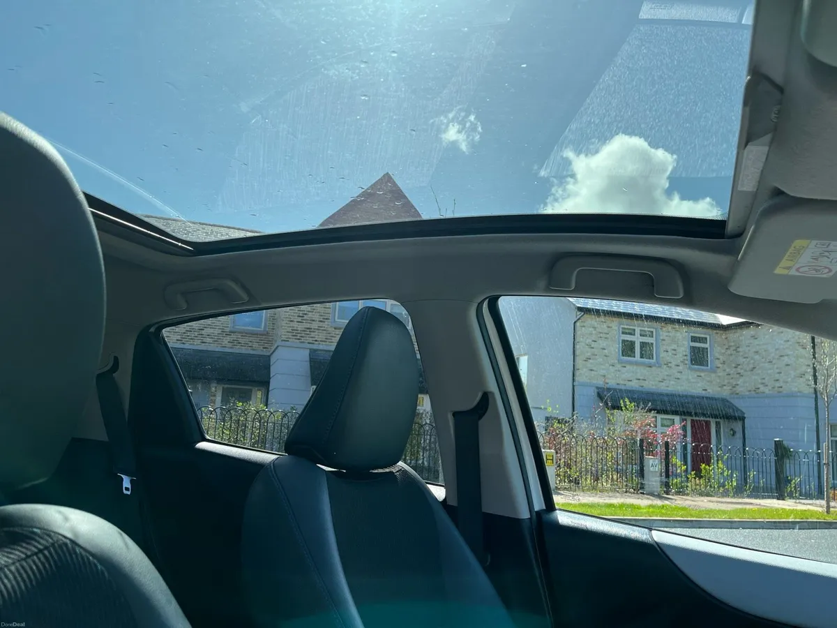 Toyota Yaris 1.5 VVTI Trend Hybrid 5D - Image 4