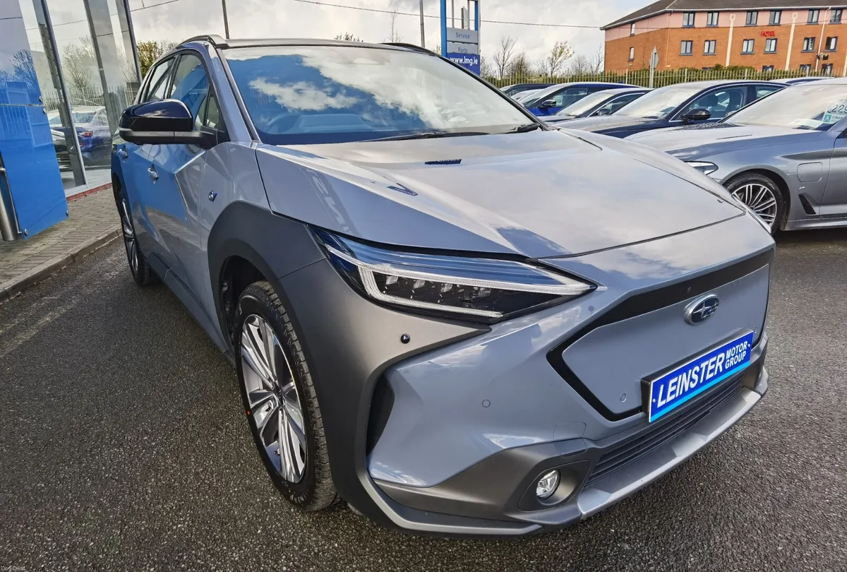 SUBARU SOLTERRA 71KWH AWD TOURING **HUGE SPEC** - Image 3