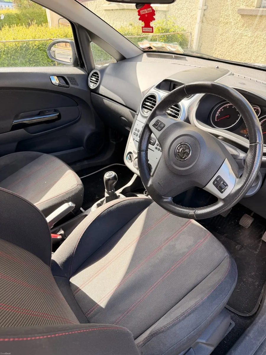 Vauxhall Corsa 2009 - Image 2
