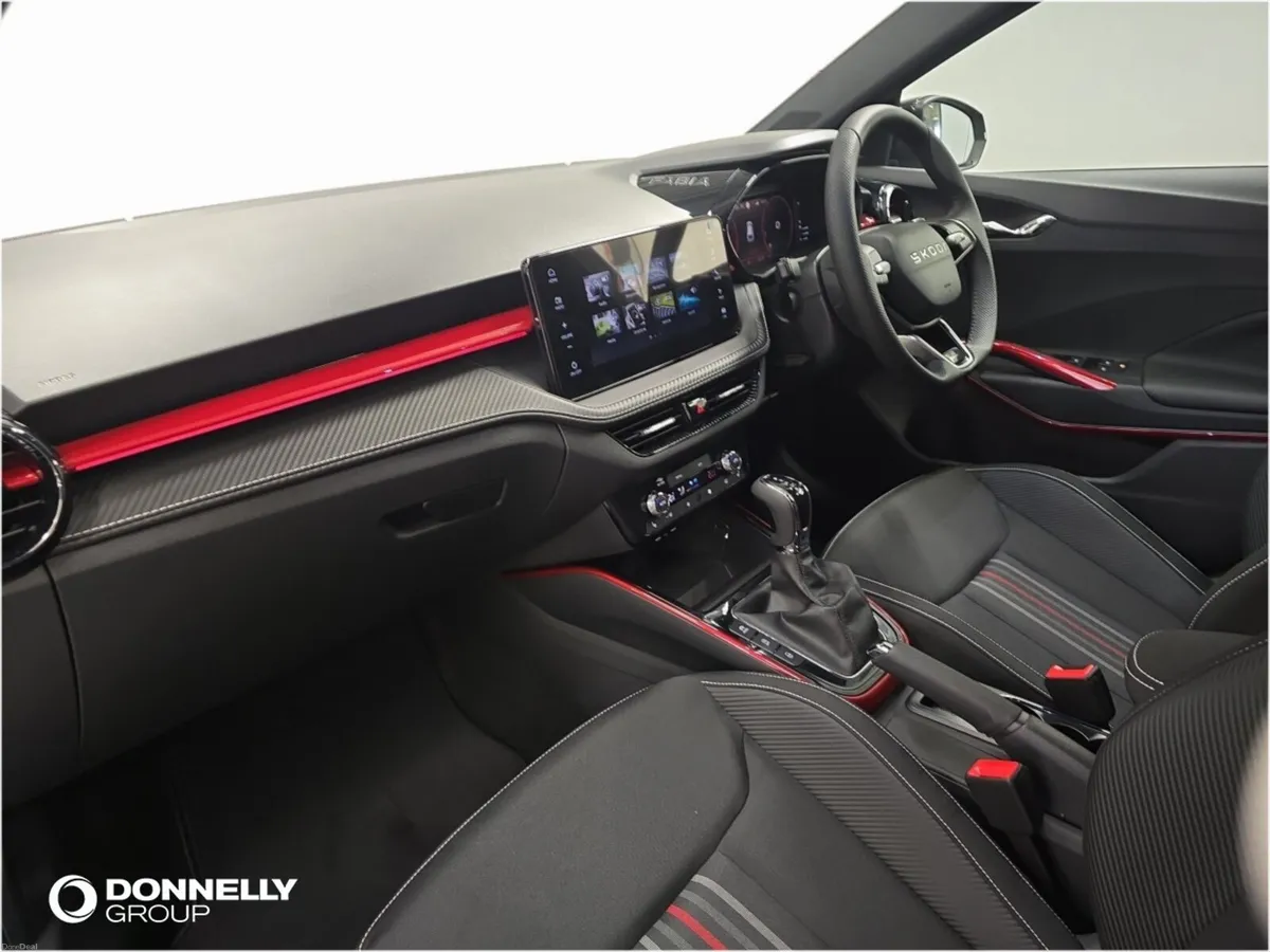 Skoda FABIA Hatchback Monte Carlo Edition - Image 2