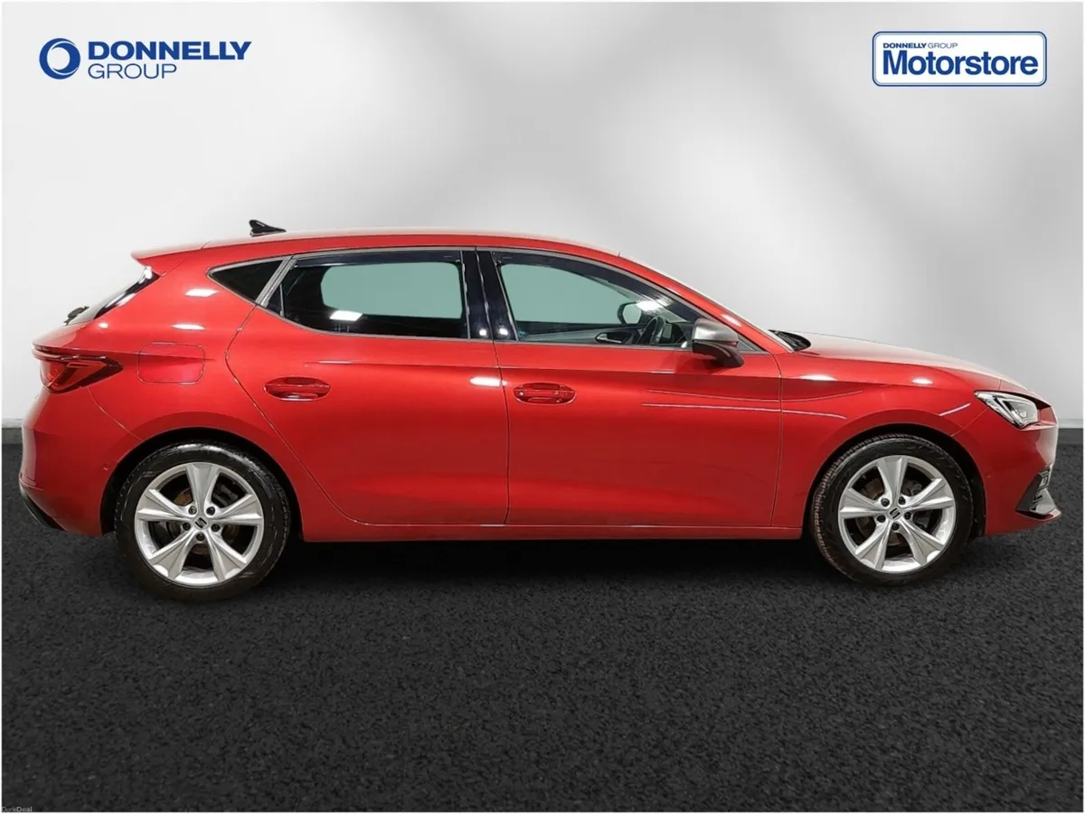 SEAT Leon Hatchback FR - Image 3