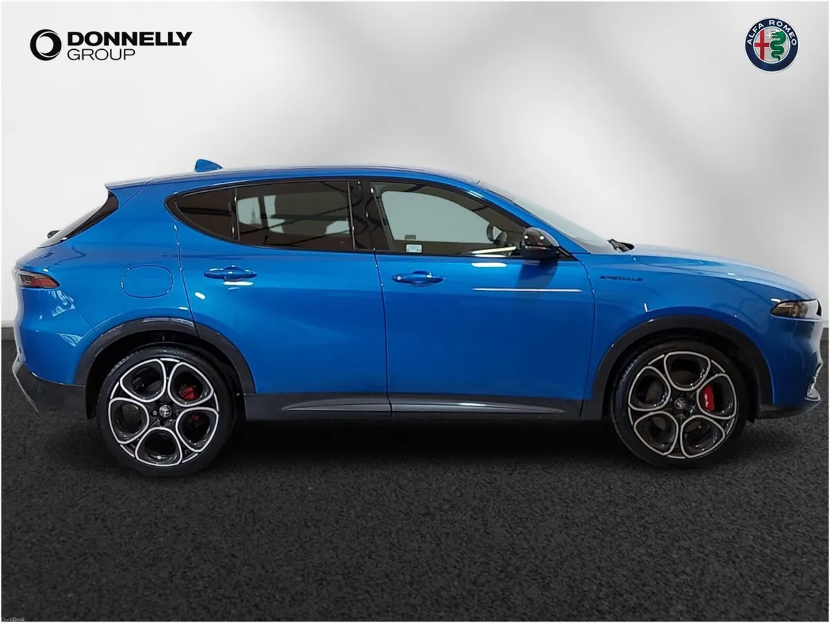 Alfa Romeo Tonale Hatchback Speciale - Image 3
