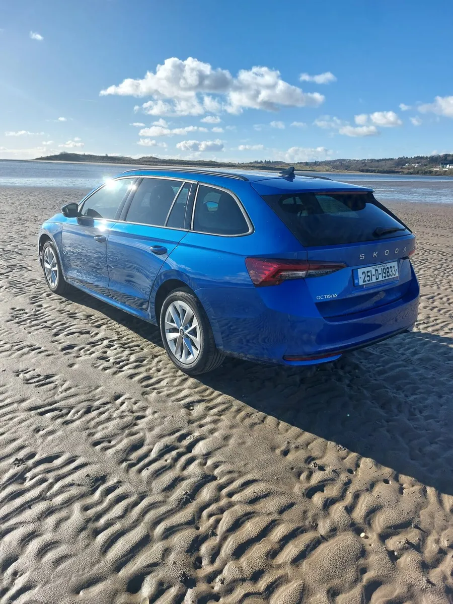 Skoda Octavia (quick sale) €26850! - Image 3