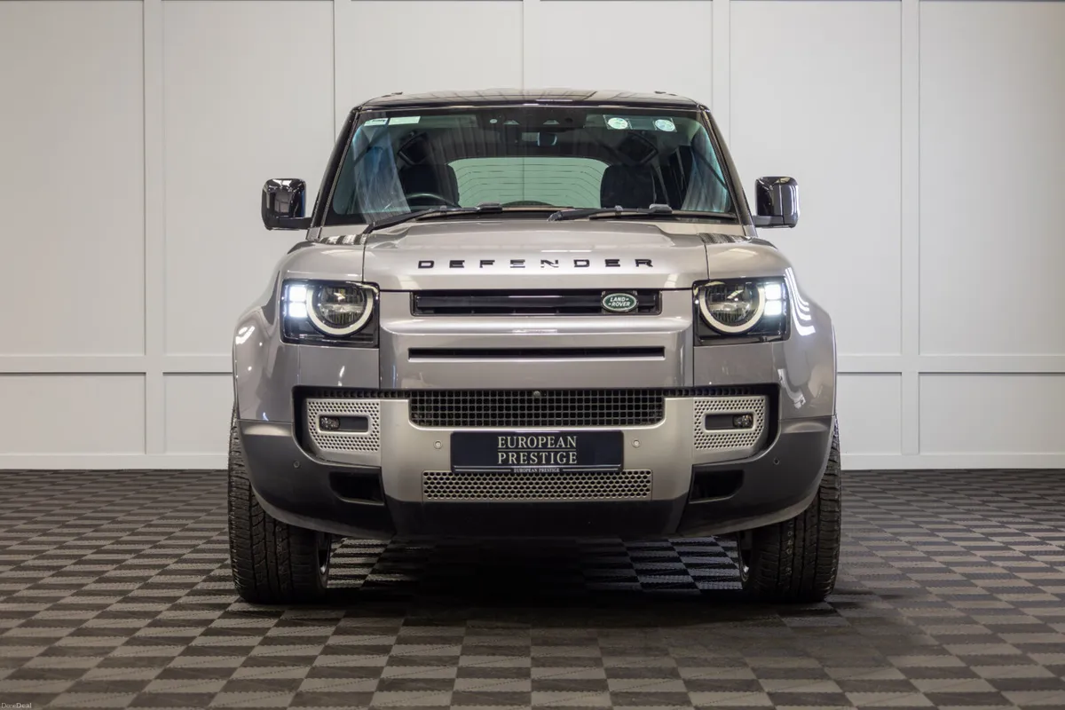 222 Land Rover Defender S D250 2 Seat Commercial - Image 2