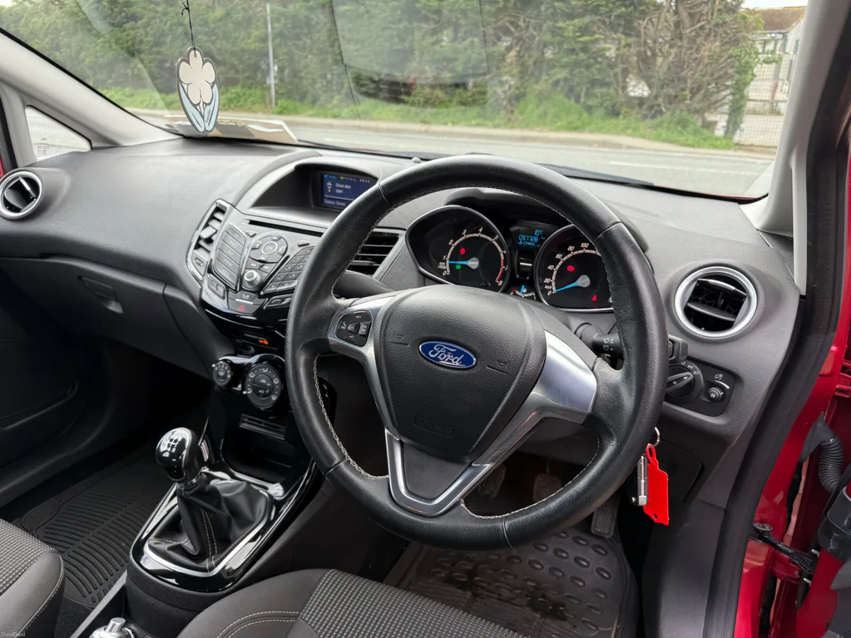 2016 Ford Fiesta Titanium 1.25 Petrol -Low Mileage - Image 5