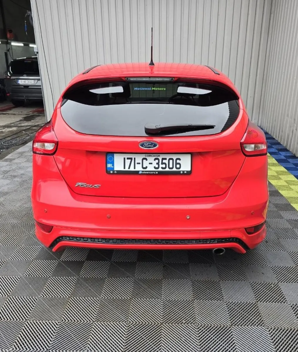 2017 Ford Focus ST-Line 2.0 TDCi - Image 4