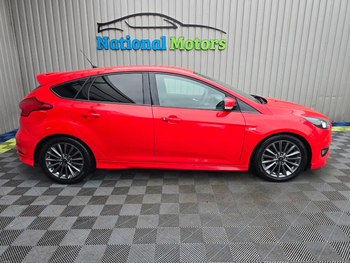 2017 Ford Focus ST-Line 2.0 TDCi - Image 3