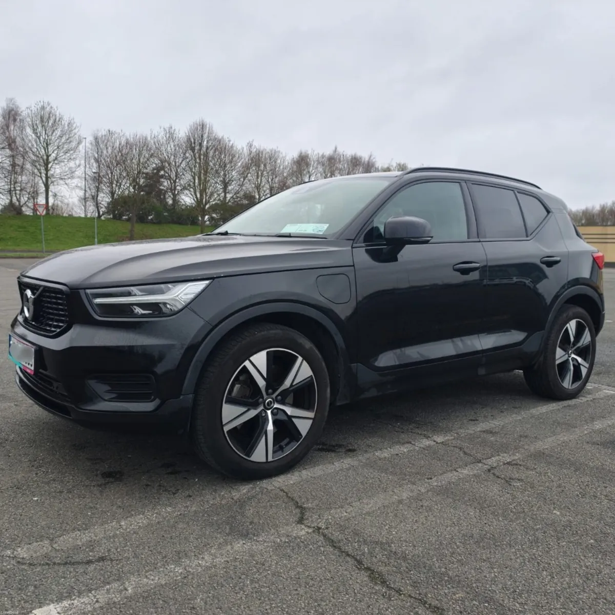 2022 Volvo XC40 Plug-in Hybrid | 58k KM | - Image 4