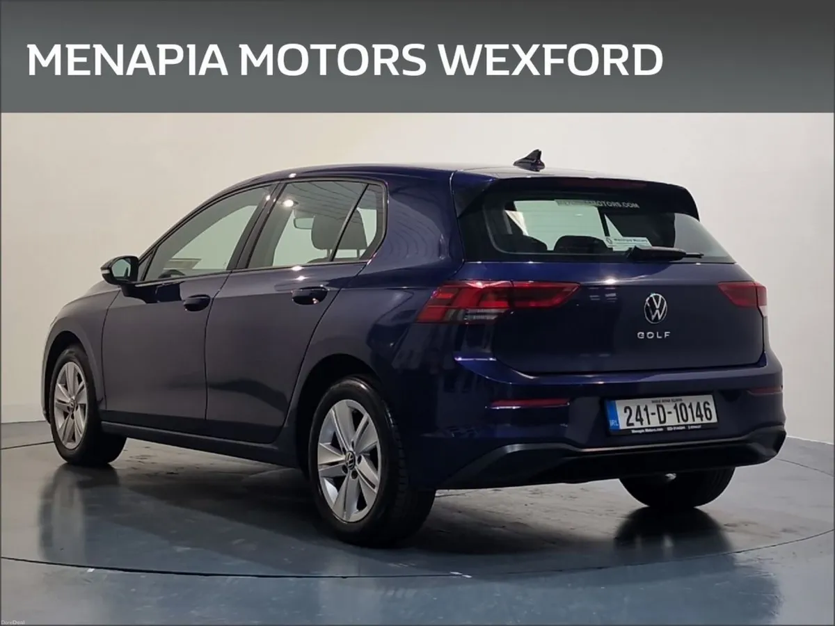 Volkswagen Golf 2.0 TDI 115HP Life - Image 4