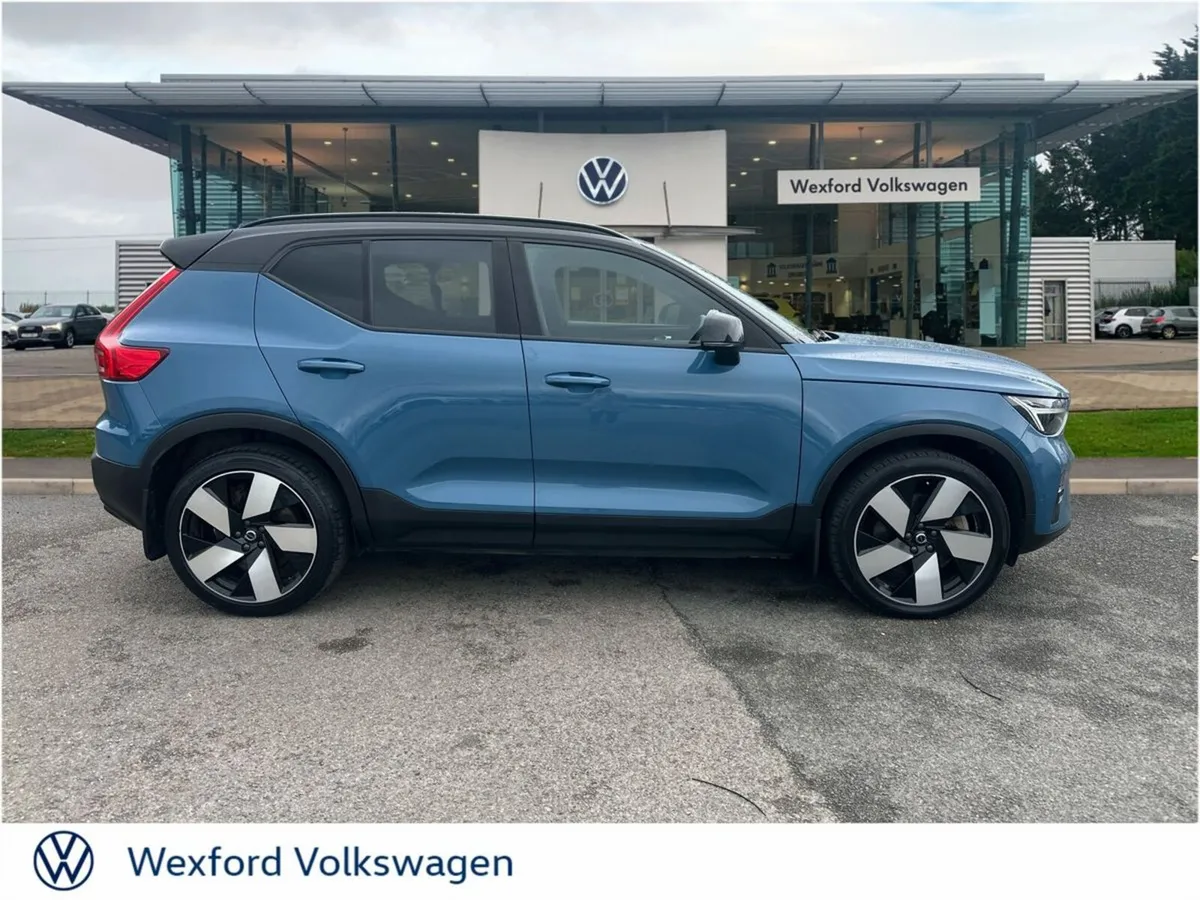 Volvo XC40 ULTIMATE BEV 231HP - Image 4