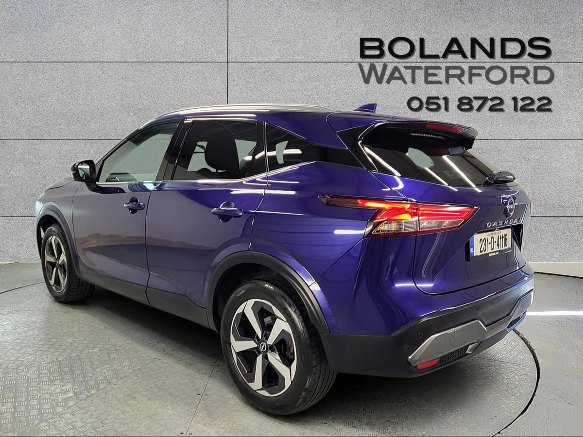 Nissan Qashqai 1.3 PET MILD HYBRID SV PREMIUM From - Image 3