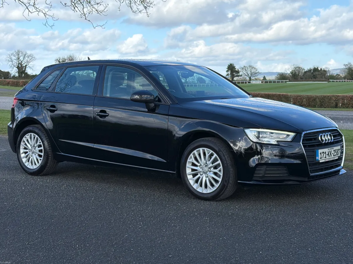 Audi A3 2017 TDI 1.6 only 66000 KM - Image 2