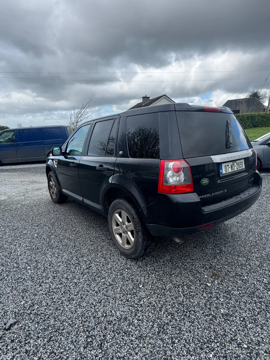 Land Rover Freelander 2007 2.2 good engine - Image 3
