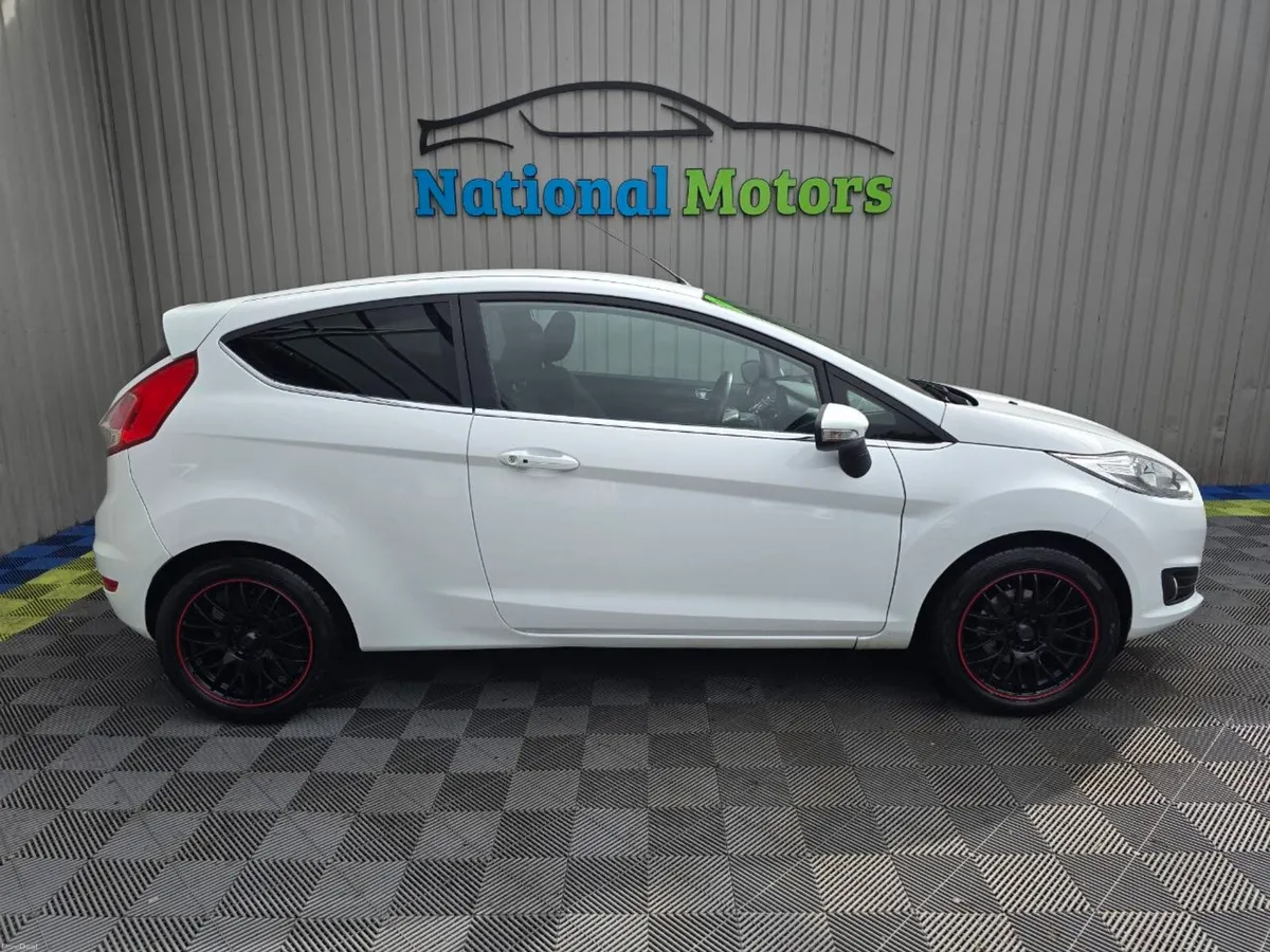 2015 Ford Fiesta TITANIUM 1.0 Petrol - Image 2