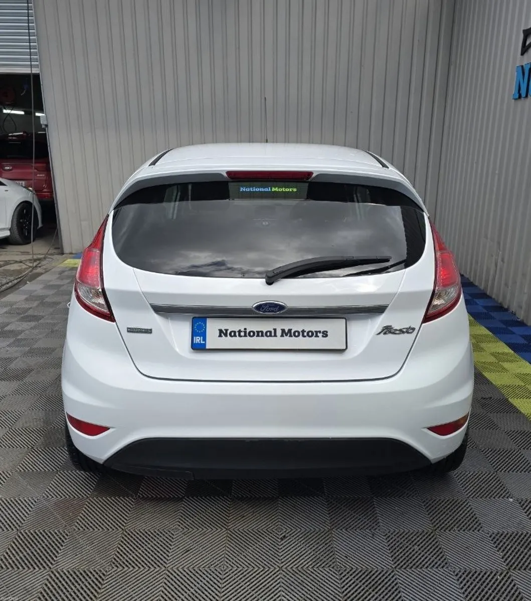 2015 Ford Fiesta TITANIUM 1.0 Petrol - Image 4