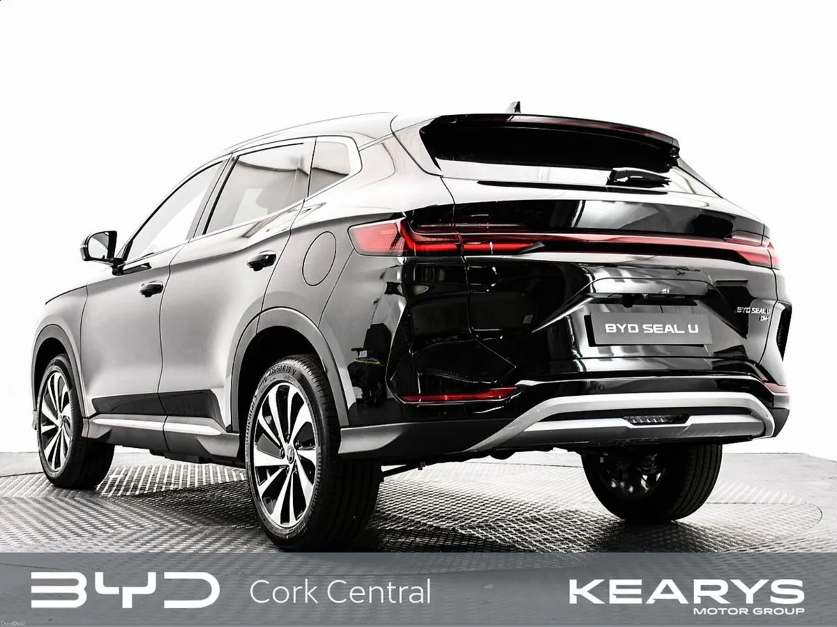 BYD SEAL U Boost 1.5 DM-i 294 PHEV 18.3 kWh eCVT A - Image 4