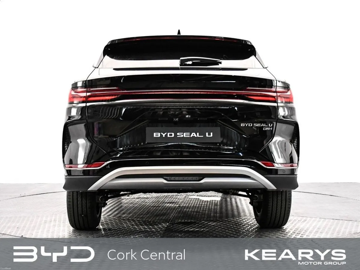 BYD SEAL U Boost 1.5 DM-i 294 PHEV 18.3 kWh eCVT A - Image 3