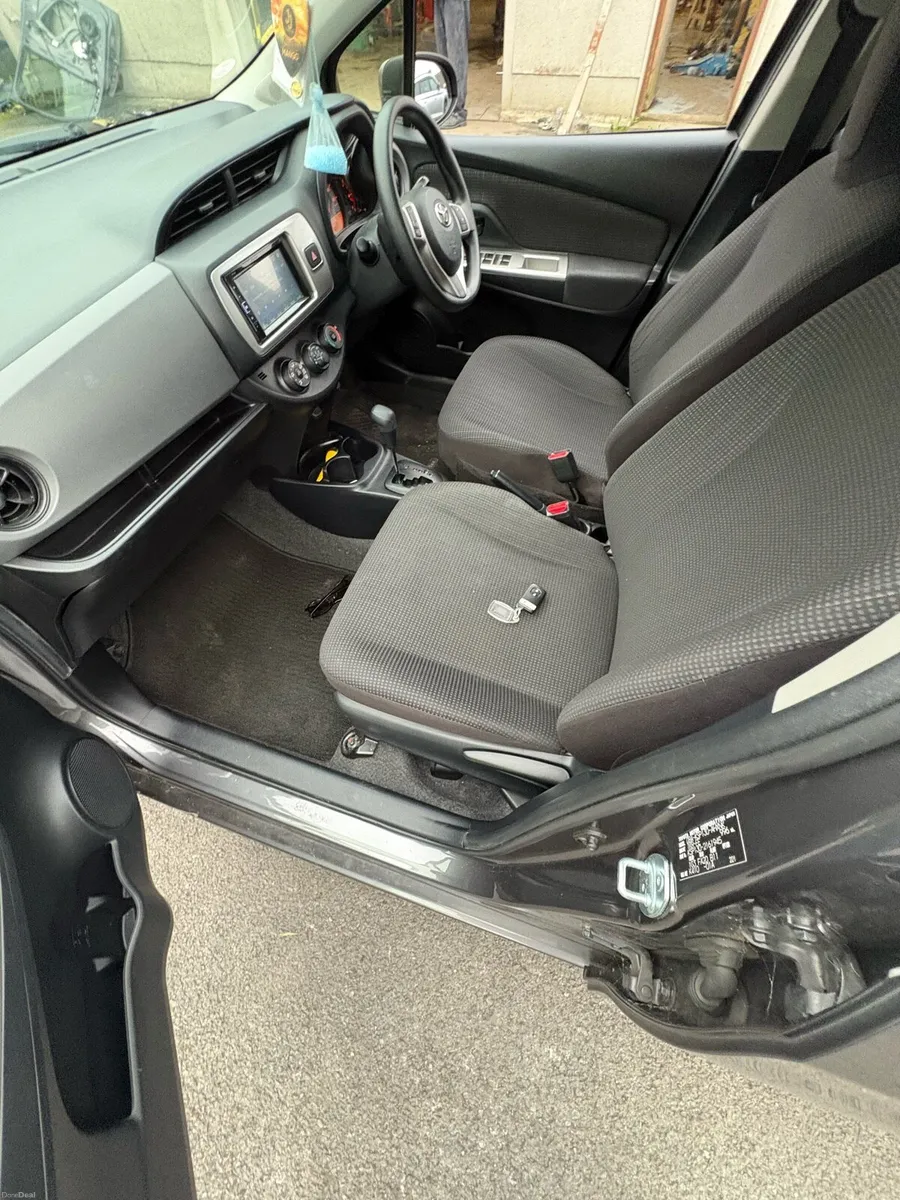 Toyota Vitz - Image 4