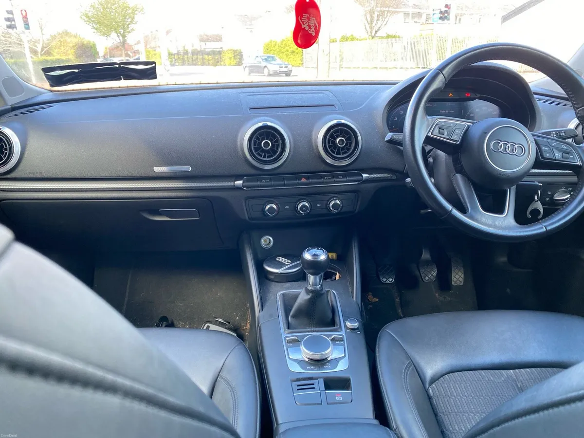 Audi A3 sportsback 1.4 TFSI (2017) - Image 4