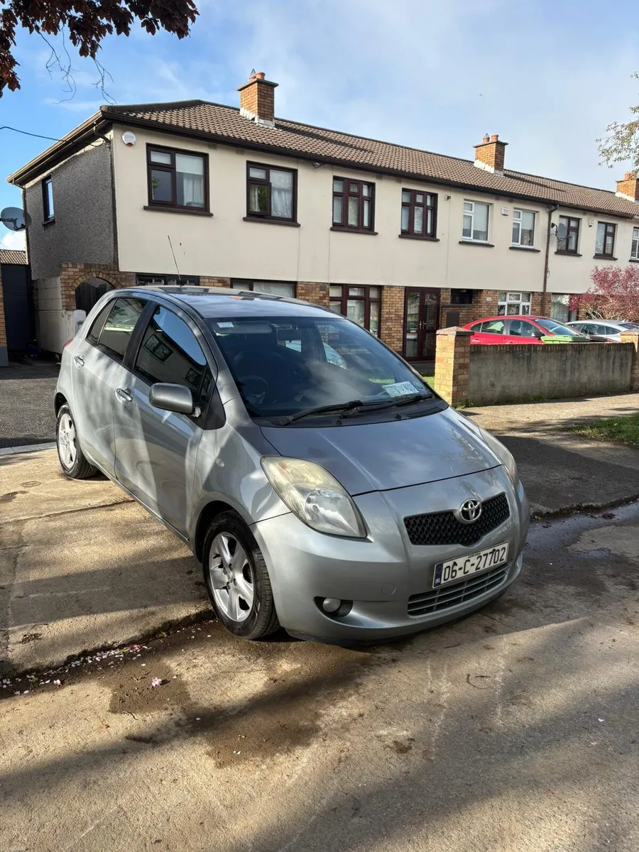 Toyota Yaris - Image 4