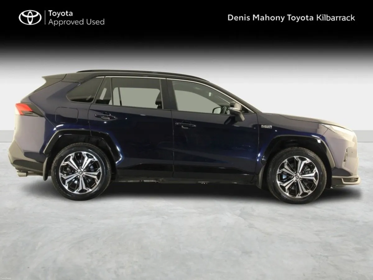 Toyota RAV4 PHEV SPORT - Image 3