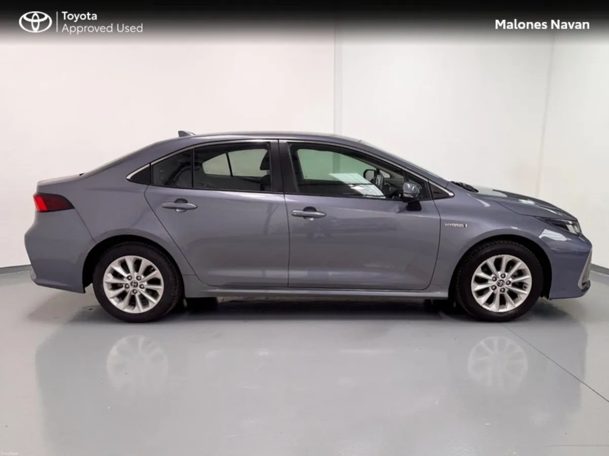 Toyota Corolla COROLLA HYBRID LUNA SAL - Image 3
