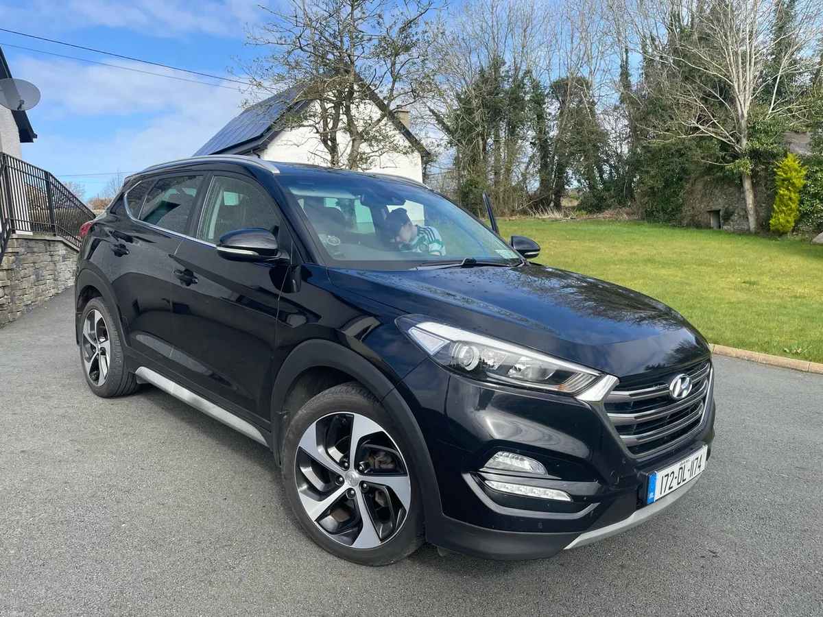 Hyundai Tucson Premium  Automatic 1.7 Diesel - Image 2