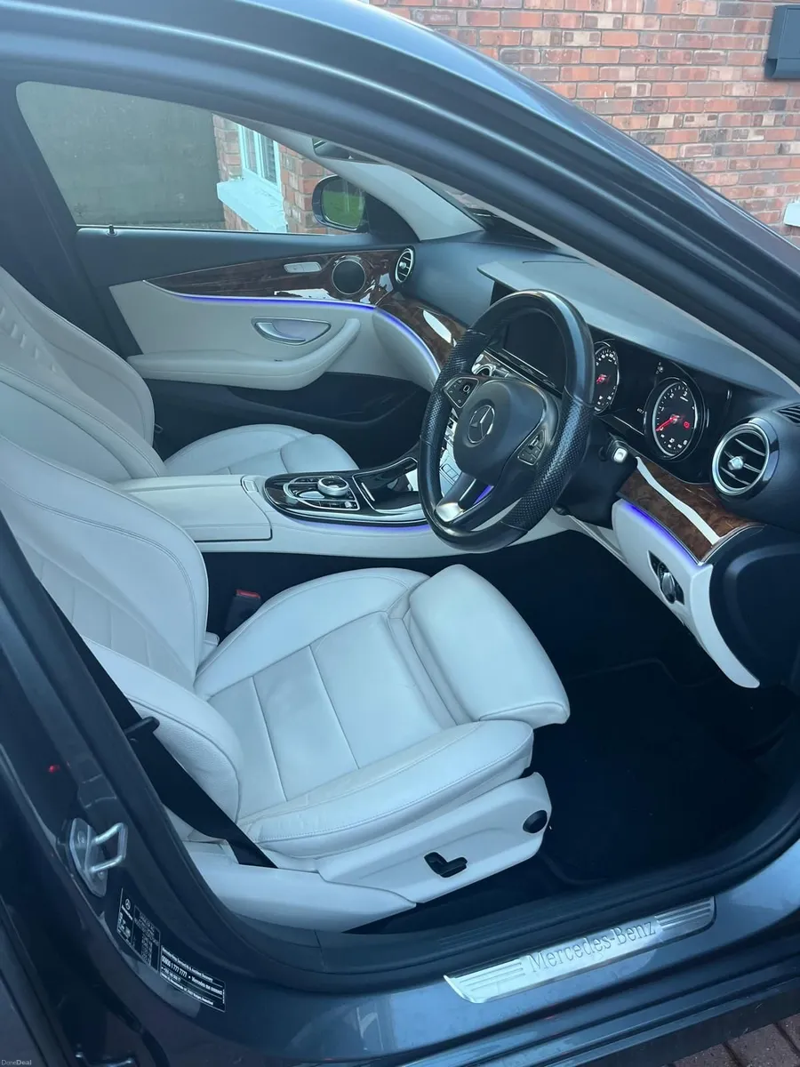 Mercedes Benz AMG line - Image 4