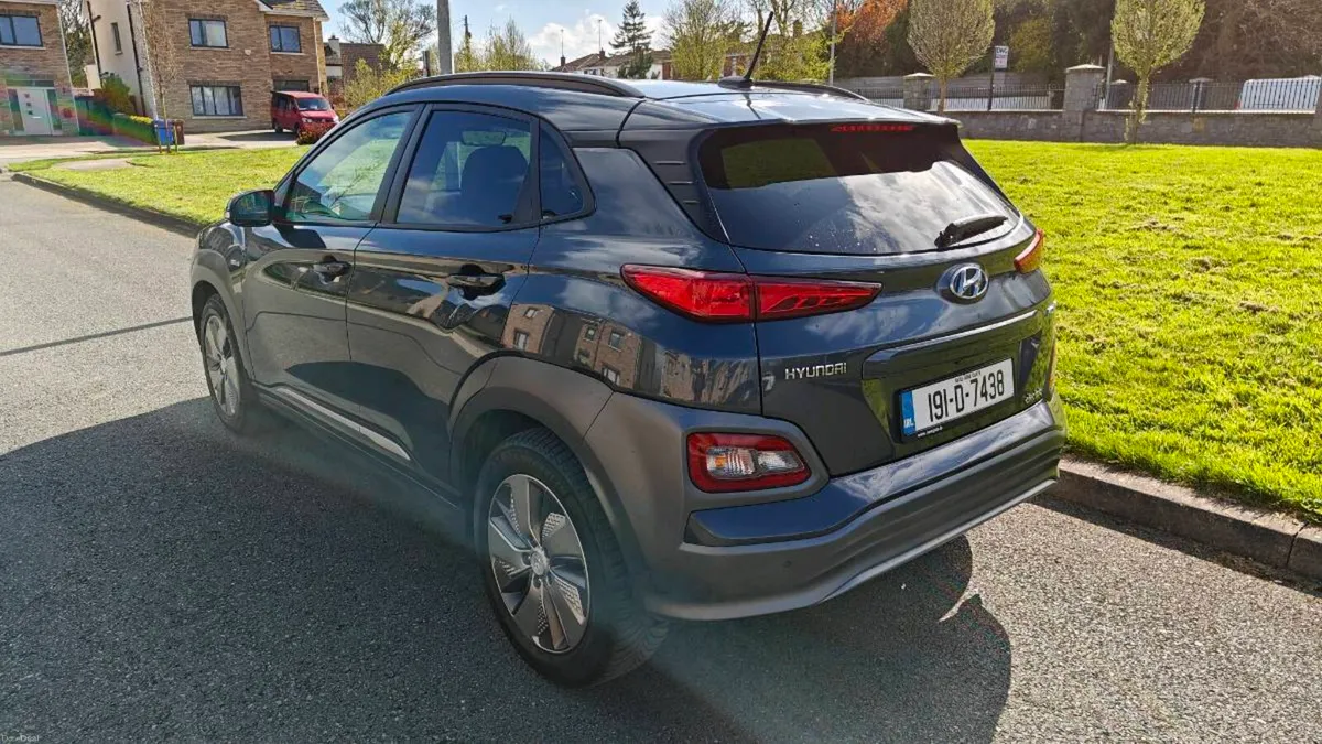 [SOLD] Hyundai Kona 64Kwh. New battery June '23. - Image 4