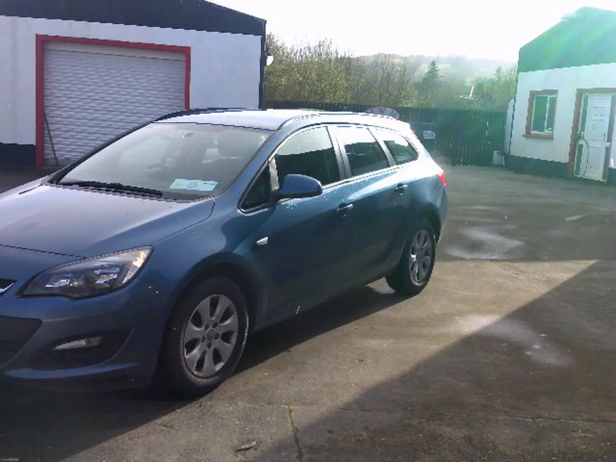 Vauxhall Astra 2015 - Image 3