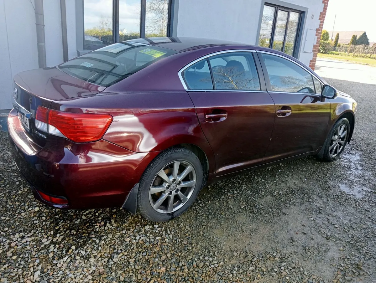 Toyota Avensis 2013 - Image 4