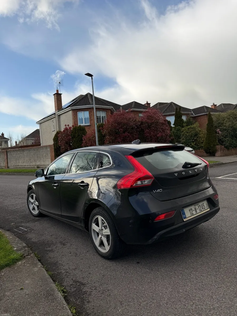 2012 Volvo V40 D2 1.6 diesel | NCT 11/26 & Tax - Image 4