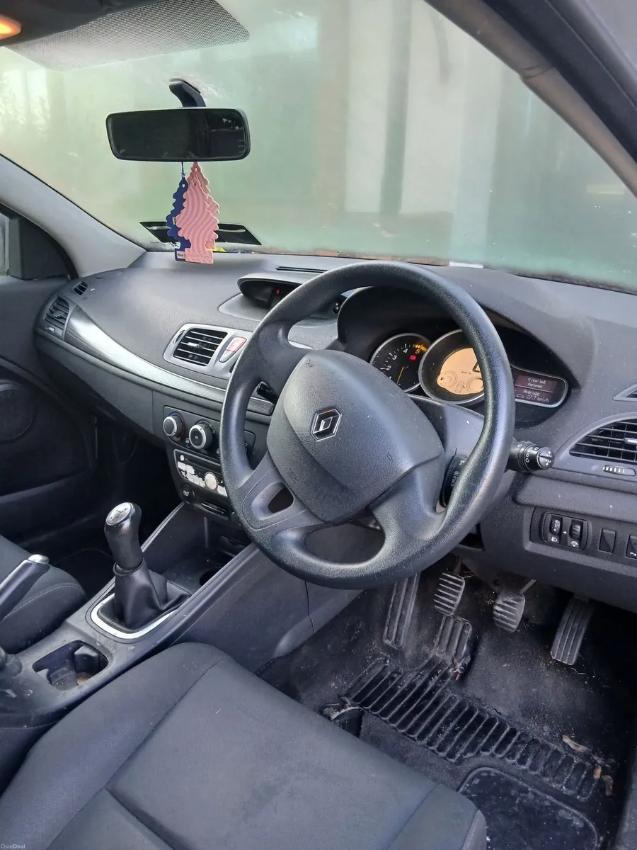 Renault Megane 2010 - Image 1