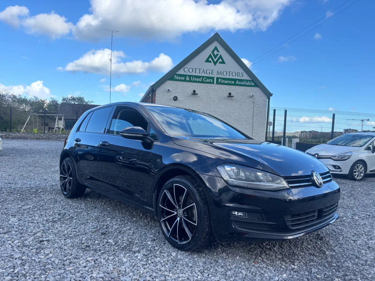 Volkswagen Golf - Image 1