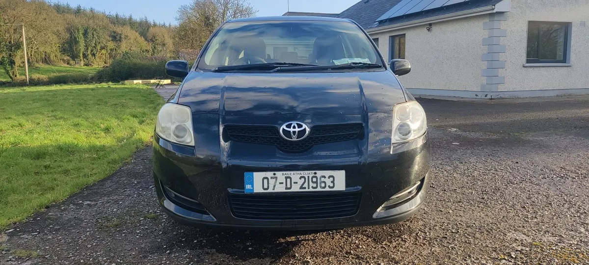 Toyota Auris 2007 low mileage - Image 1