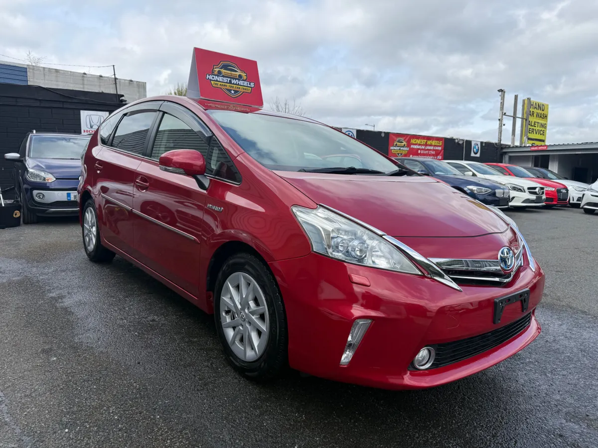 2012 Toyota Prius Alpha 7 Seater 1.8 Hybrid - Image 2