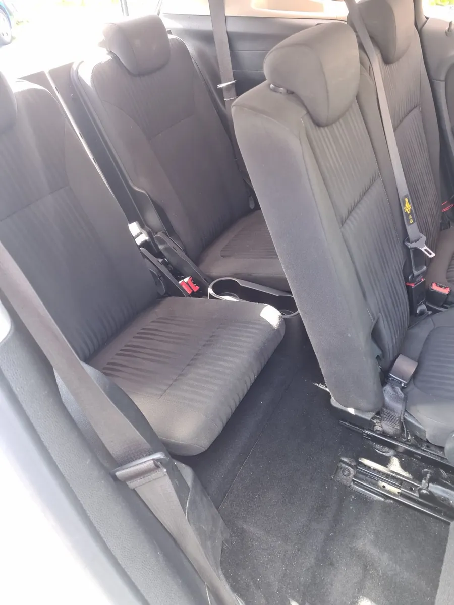 Opel Zafira 2014 - Image 2