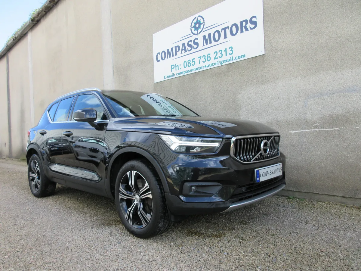 Volvo XC40 1.5 HYBRID T5 INSCRIPTION 4X4 - Image 1