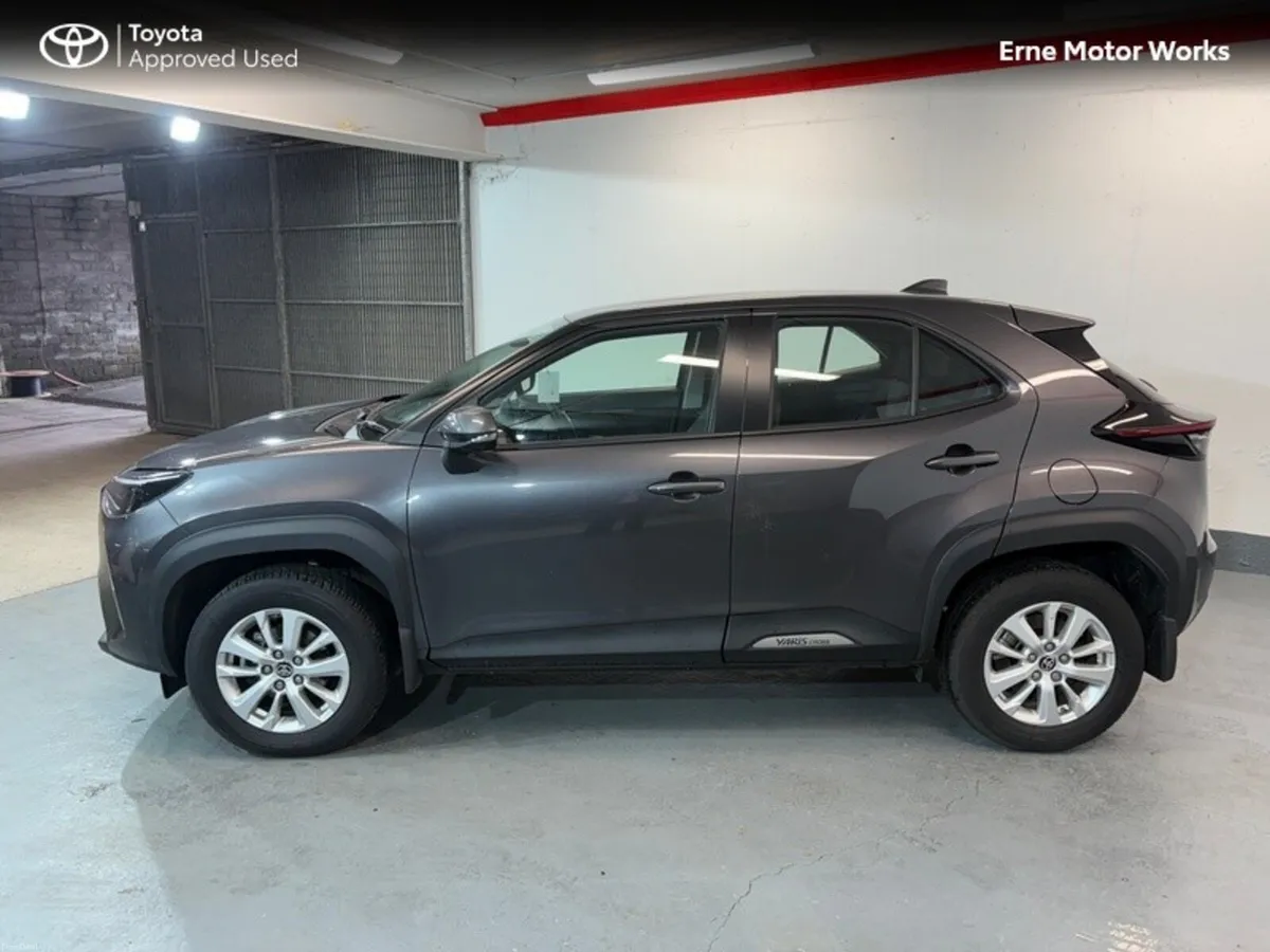 Toyota Yaris Cross YARIS CROSS LUNA*REDUCED BY €50 - Image 2