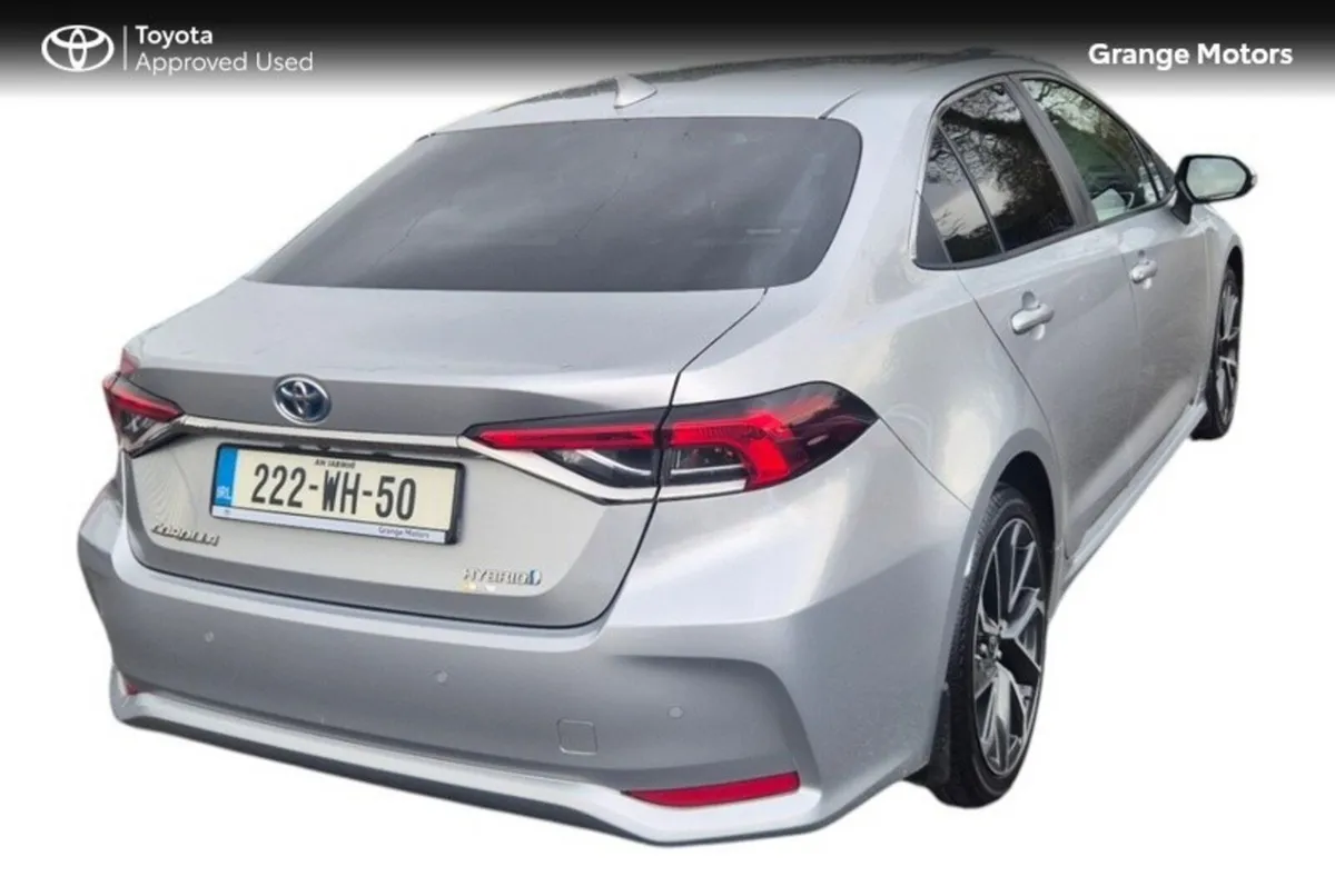 Toyota Corolla SOL SALOON 4DR AUTO HYBRID - Image 3