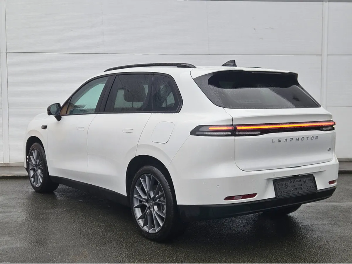 Leapmotor C10 DESIGN BEV 69.9Kwh - Image 3