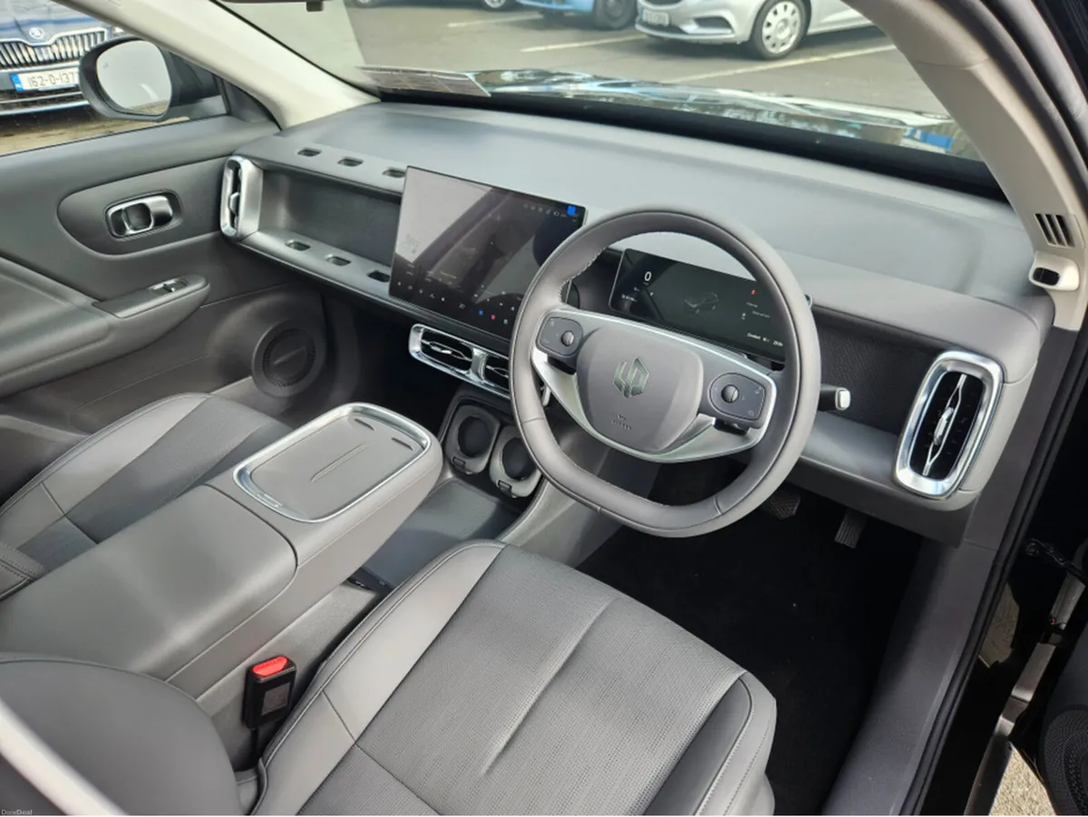 Leapmotor B10 DESIGN BEV 67.1Kwh 434Km - Image 3