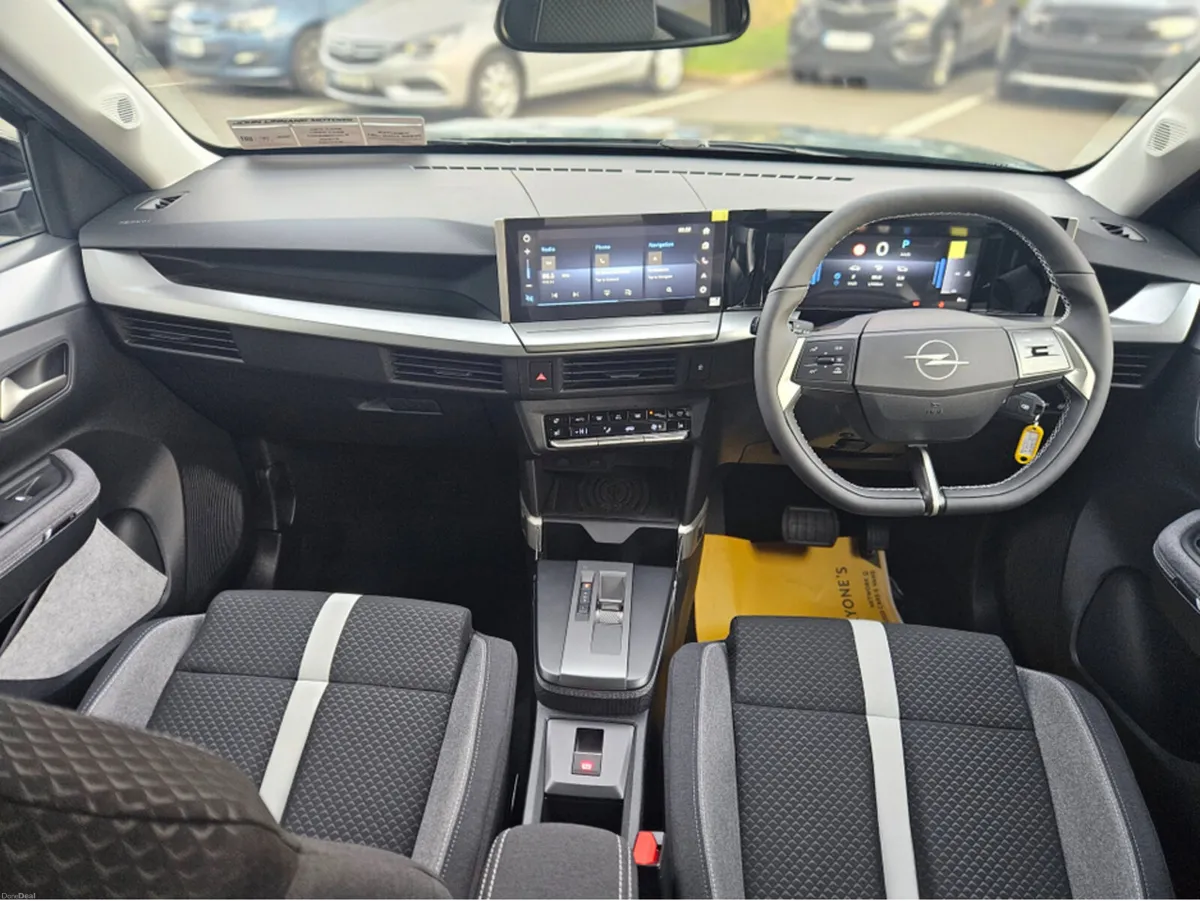 Opel Frontera GS 1.2 MHEV 7 SEATER 136 BHP - Image 2