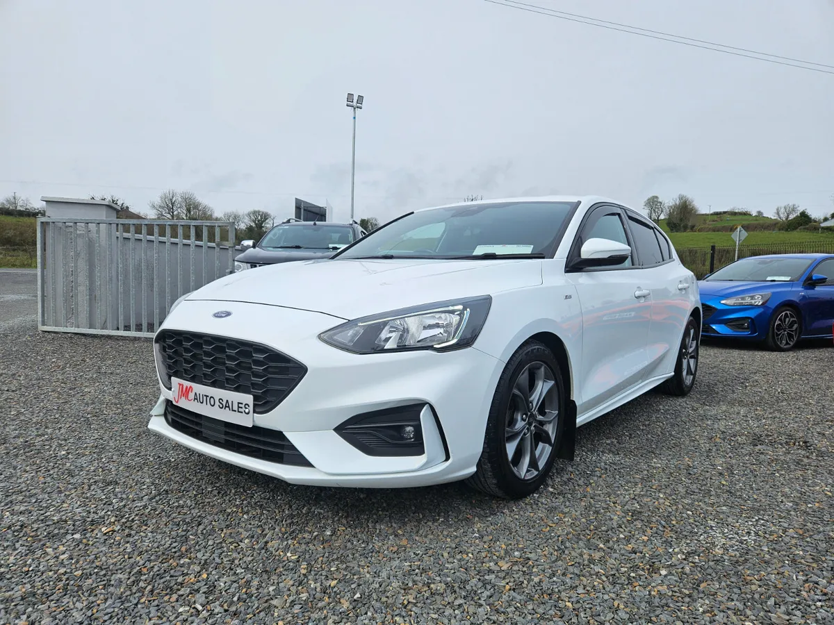 Ford Focus 2018 - Image 1