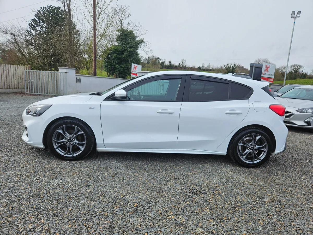 Ford Focus 2018 - Image 4