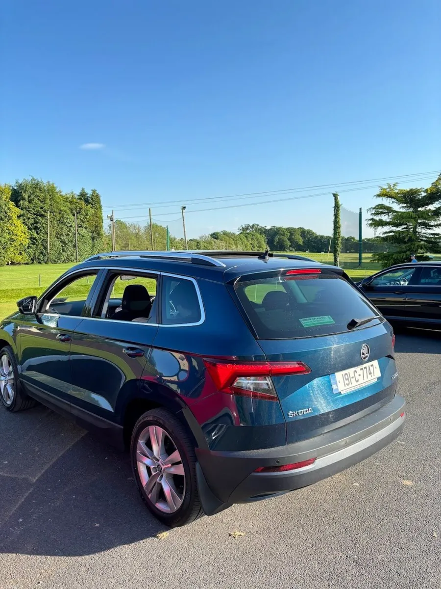 Skoda Karoq 2019  1.6 TDI Automatic with sunroof - Image 2