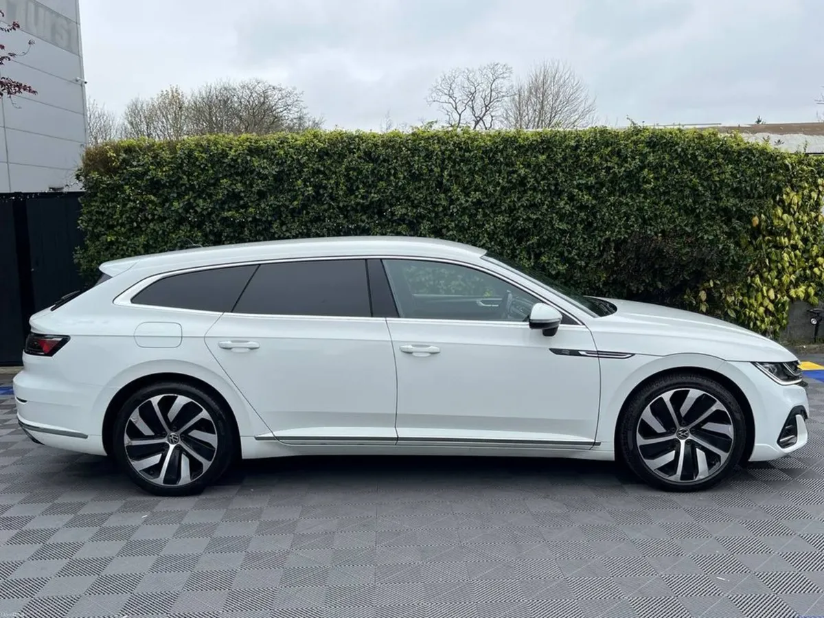 Volkswagen Arteon R-LINE ESTATE 2.0 TDI // R-LINE - Image 2