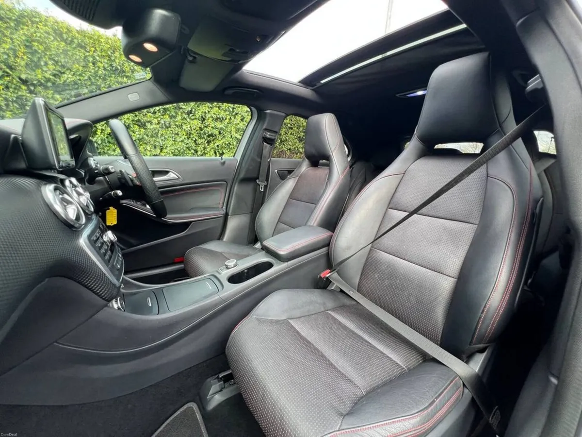 Mercedes-Benz A-Class A180 1.6 AUTO ** BIG SPEC ** - Image 2